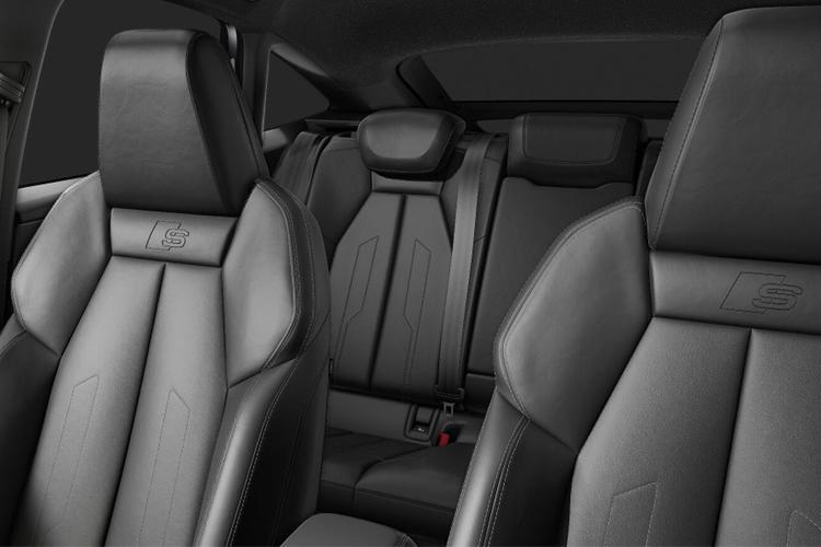 3439605 210kW 45 Qtro 82kWh Black Ed 5dr Auto [Tech Pack]