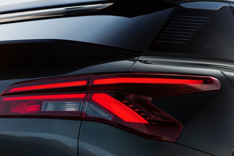 3445147 1.2 Hybrid 136 Plus 5dr e-DCS6