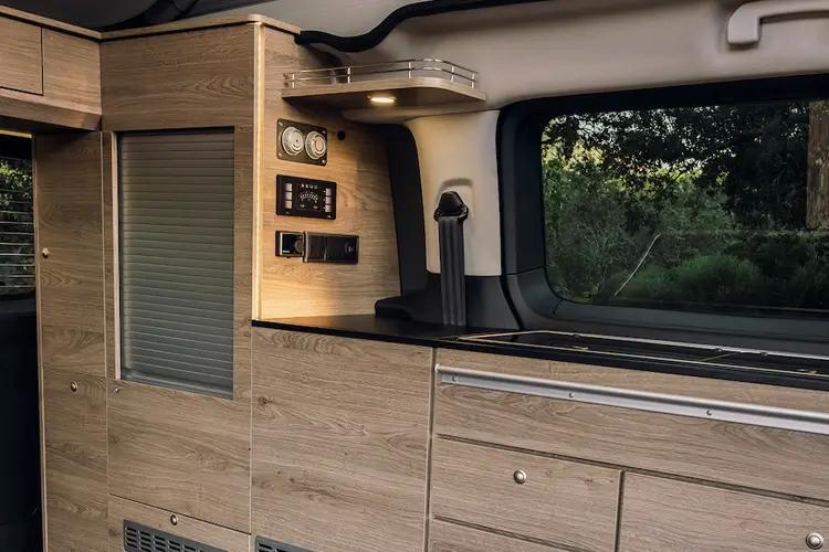 3445160 2.0 BlueHDi Max M 5dr EAT8