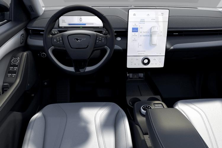 3440594 216kW Premium 91kWh RWD 5dr Auto