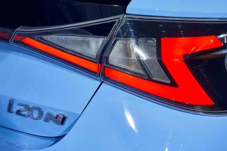 3391172 1.6T GDi N 5dr