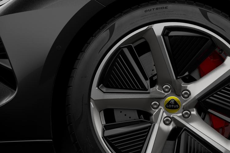 3445416 450kW 600 102kWh 4dr Auto