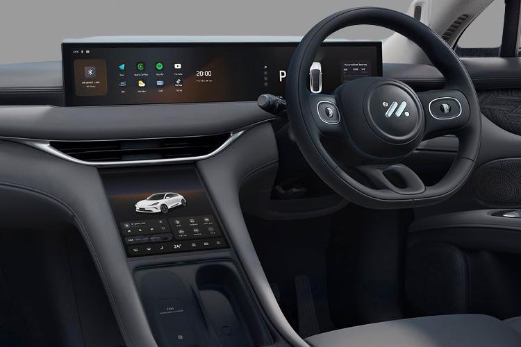 3449179 553kW Performace 100kWh 5dr AWD Auto