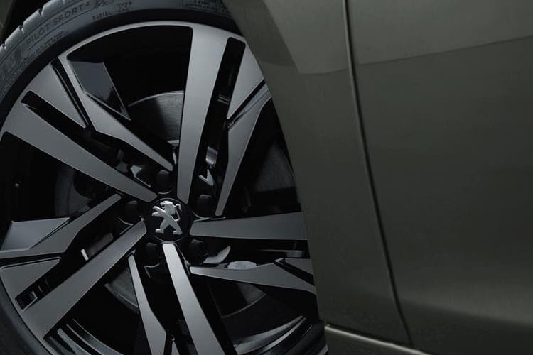 3441936 1.6 Hybrid 225 GT 5dr e-EAT8