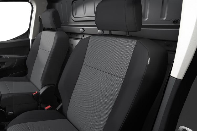 3450389 1.5 BlueHDi 100ps Plus [5 seat]