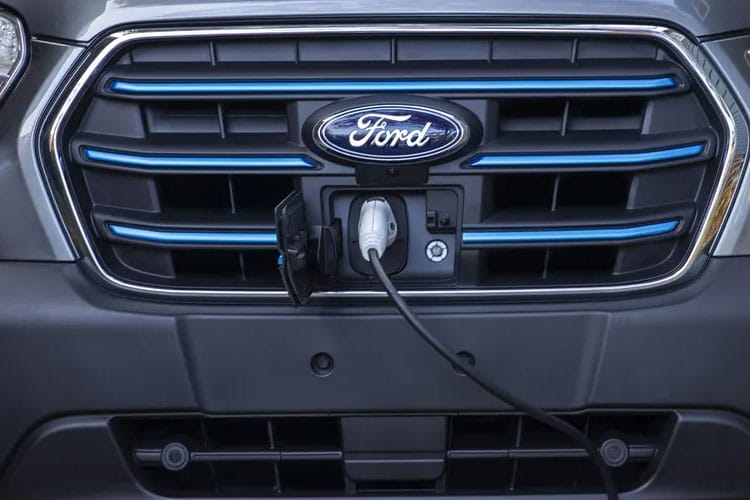 3443580 135kW 68kWh H3 Trend Van Auto [Nav]