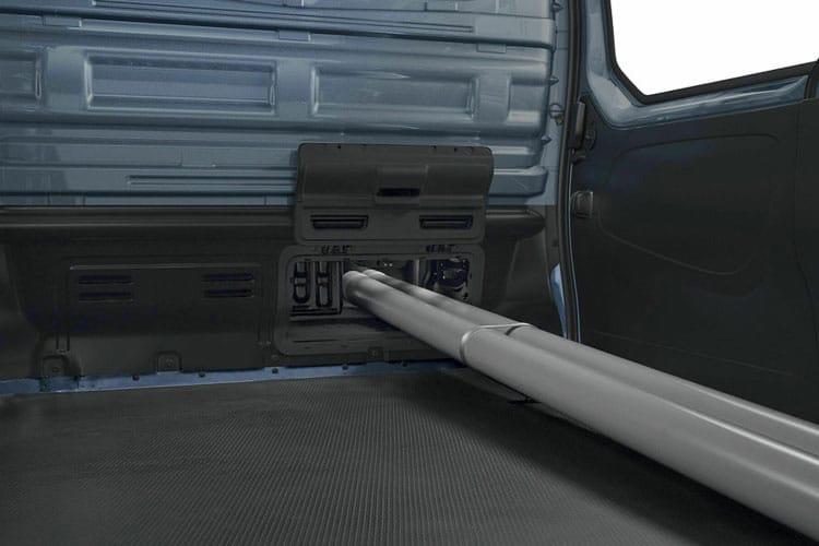 3447755 LL30 Blue dCi 150 Extra Sport [Safety] Van