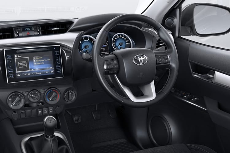 3447773 Invincible X D/Cab Pick Up 2.8 Hybrid 48V Auto